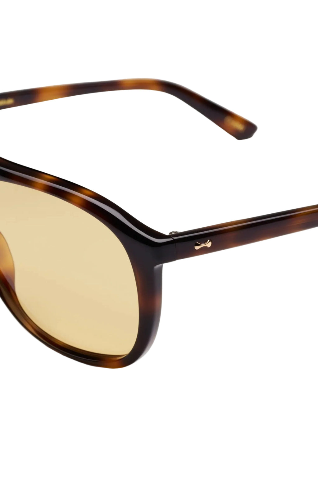 Uma - Cloudy Tortoise: Elegant Marble-Effect Finish